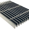 Prix ​​des grilles de barres en acier galvanisé passerelle en acier / marches de grille de plate-forme pour Type en ligne gratuit